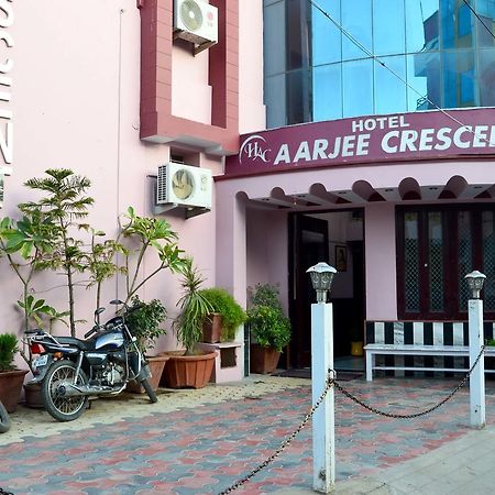 Oyo 6179 Hotel Aarjee Crescent Dźajpur Zewnętrze zdjęcie
