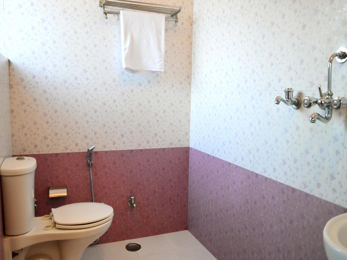 Oyo 6179 Hotel Aarjee Crescent Dźajpur Zewnętrze zdjęcie